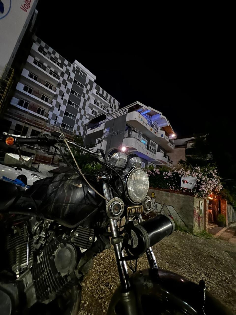Divina Hostel Tiranë Eksteriør bilde