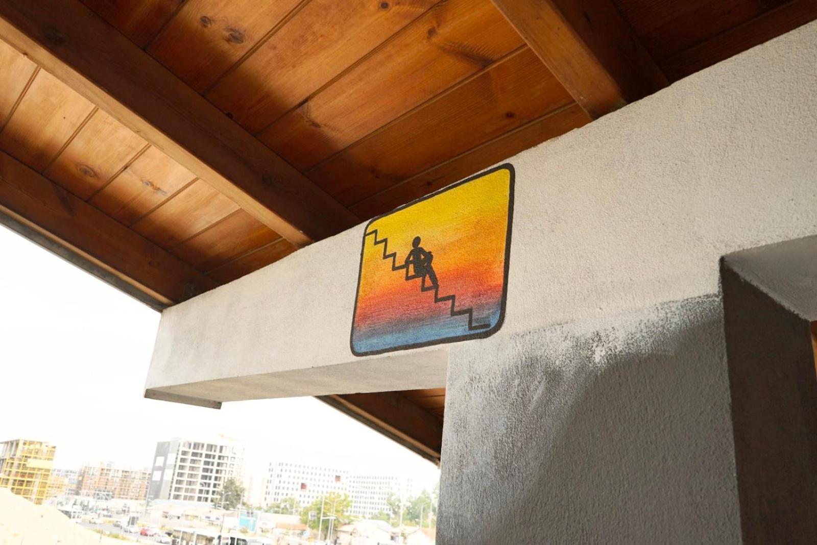 Divina Hostel Tiranë Eksteriør bilde