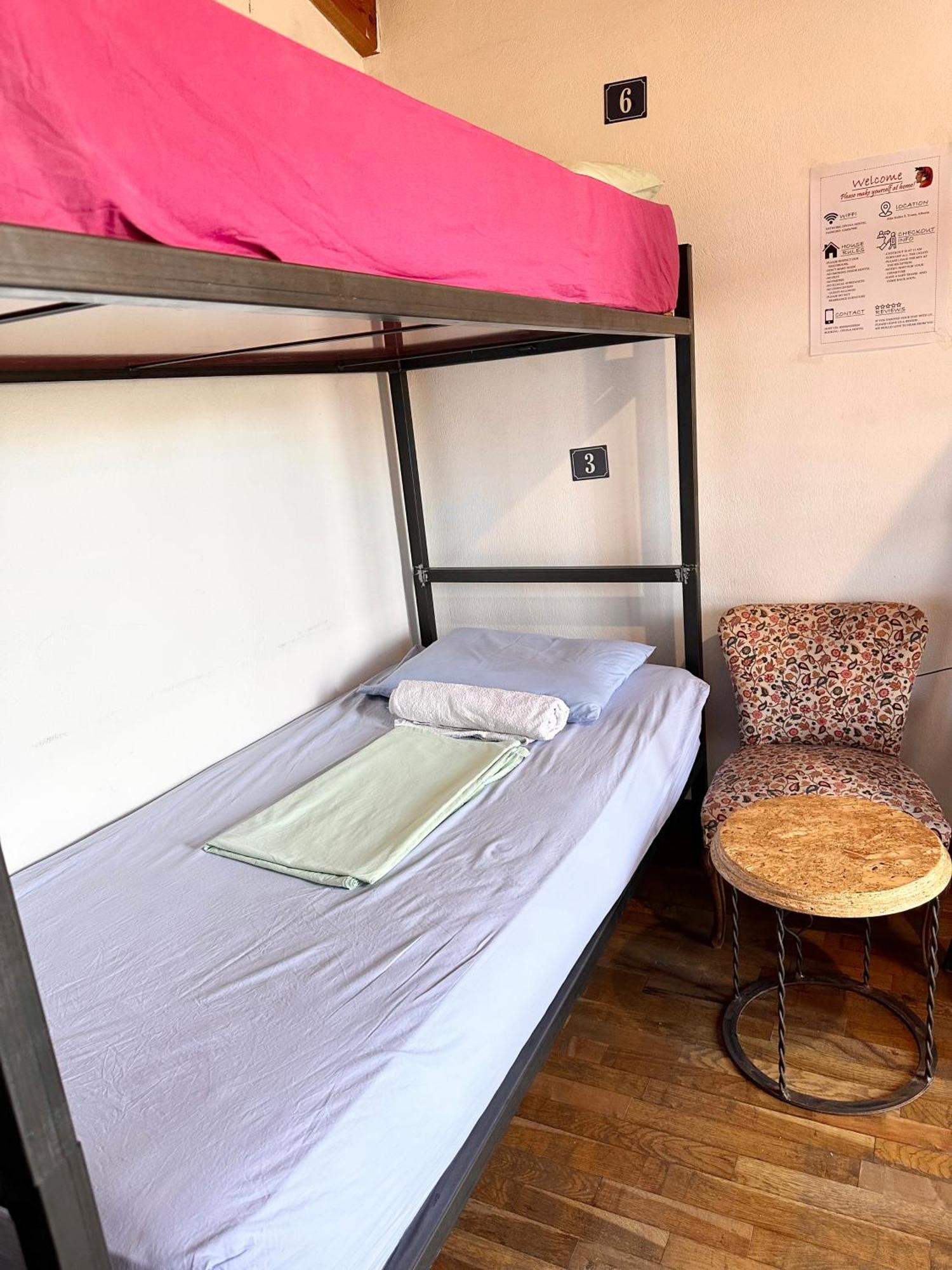 Divina Hostel Tiranë Eksteriør bilde